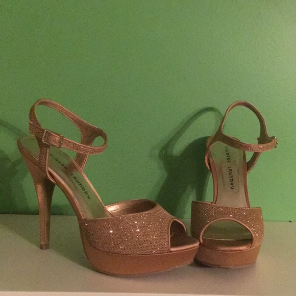 Chinese Laundry Platform Sandals - Picture 1 of 5